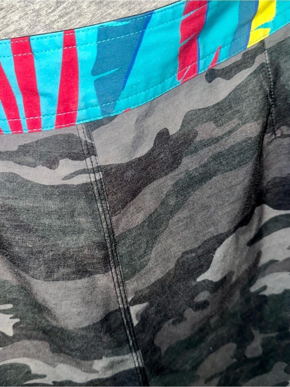 O'Neill Hyperfreak Mens Camo Boardshorts Tropical Swim Trunks Size 33 Stretch - Picture 6 of 9